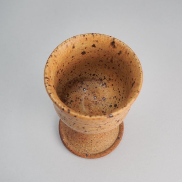 Vintage hand thrown earthenware wine goblet - Picture 6 of 8